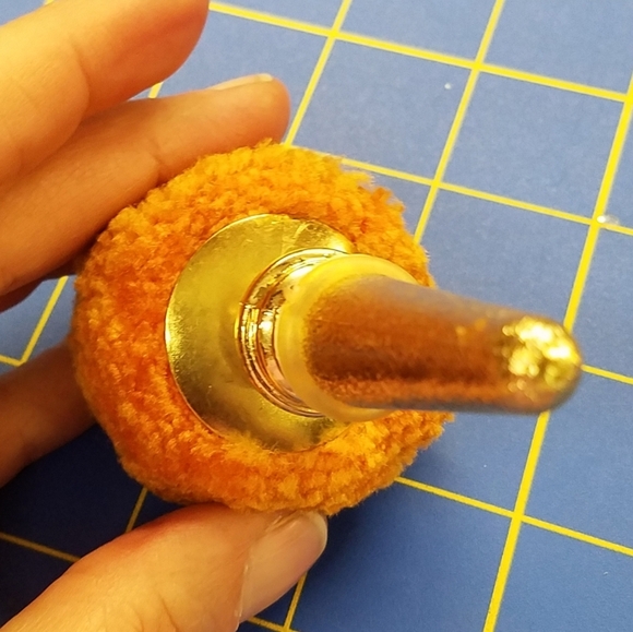 Pom Pom Bottle Gold Stopper - Picture 2 of 4